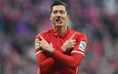 熊猫体育-加维休假期间参加业余联赛找状态